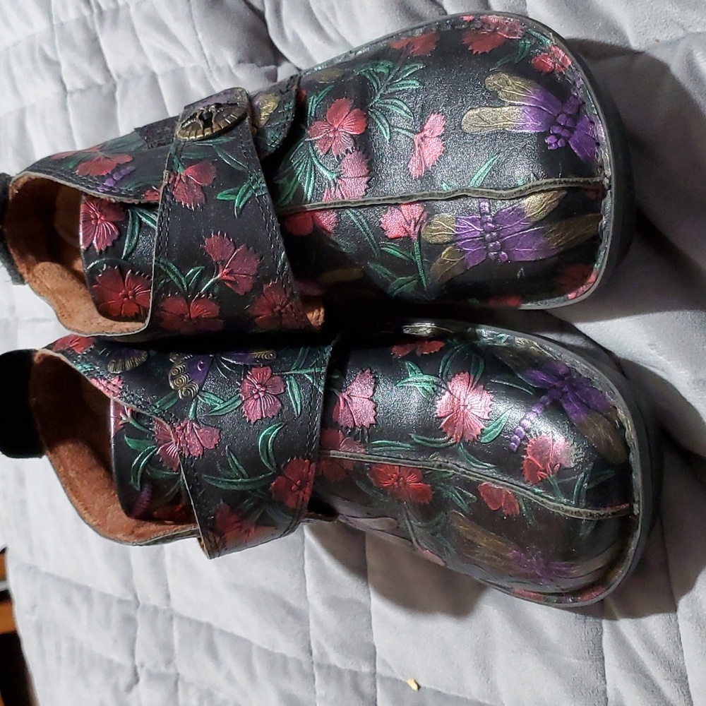 Alegria shoes